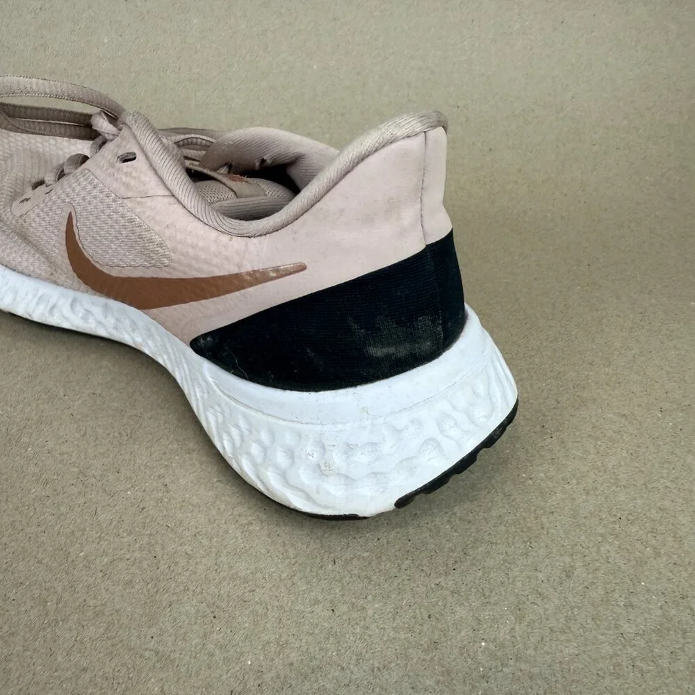 Nike Revolution 5, Barley Rose, Women's 9 - Picture 3 of 9
